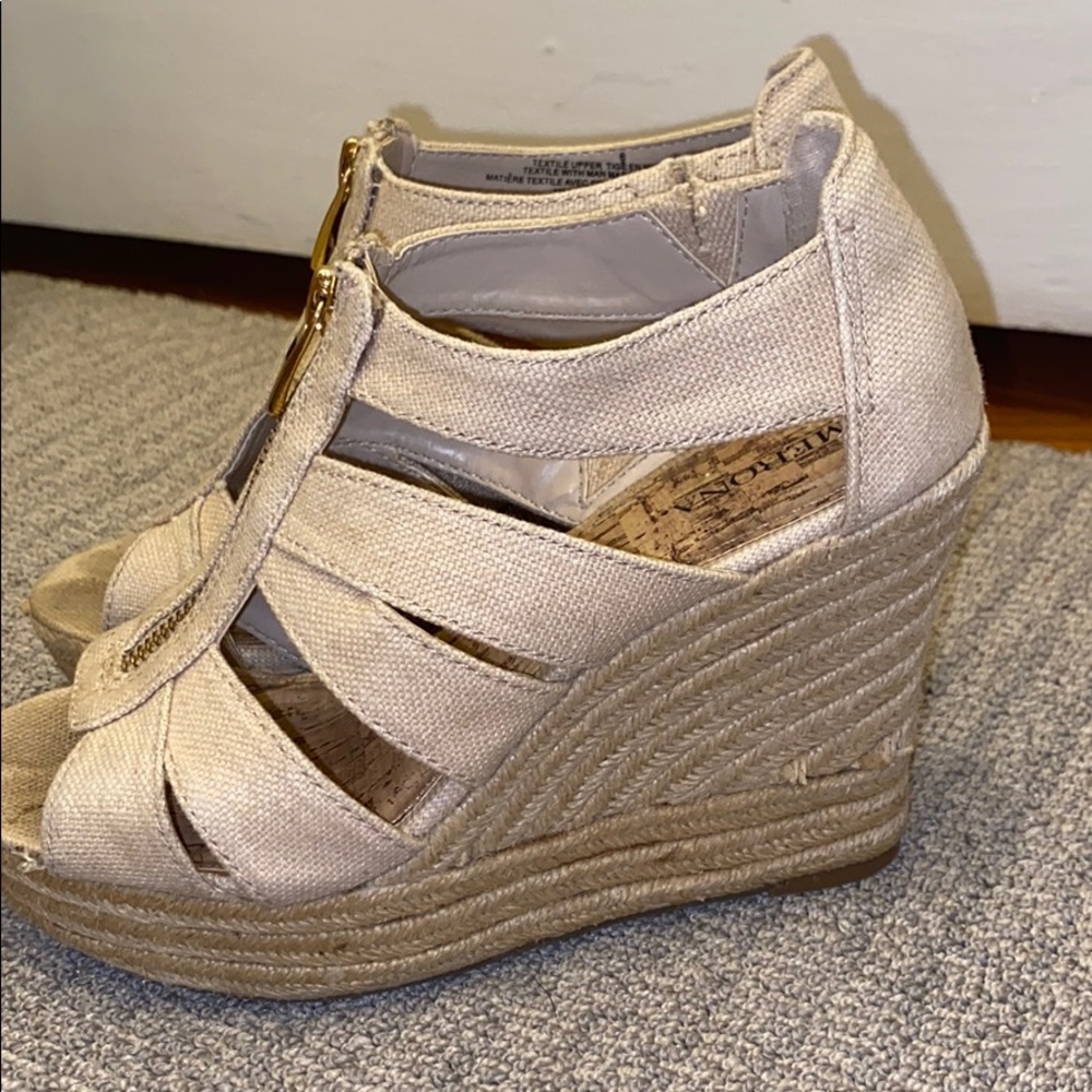 Merona wedges gently used